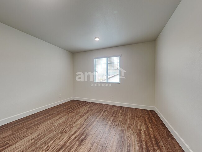 Building Photo - 1714 Viaggio Ave