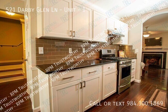 Building Photo - 521 Darby Glen Ln