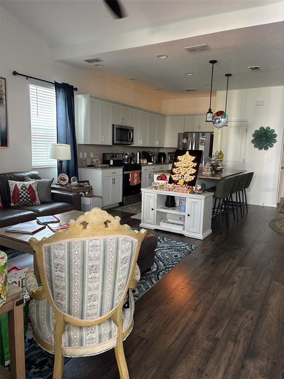 Building Photo - 562 Landshark Blvd