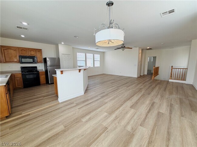 Building Photo - 8688 Mesquite Hills St