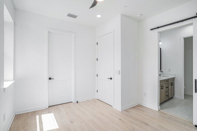 Building Photo - 1801 N Morgan St