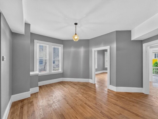 Building Photo - 70 Holbrook Ave