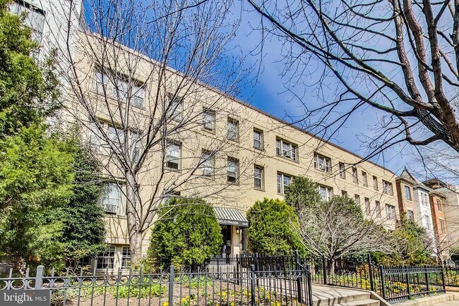Building Photo - 1441 Euclid St NW