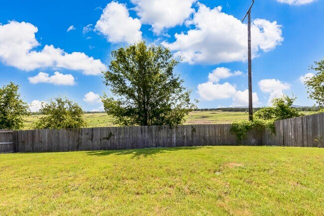 Building Photo - 6302 Castle Gap Dr