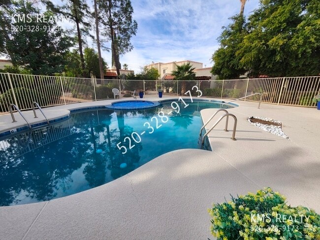 Building Photo - 56 N Camino Imagen