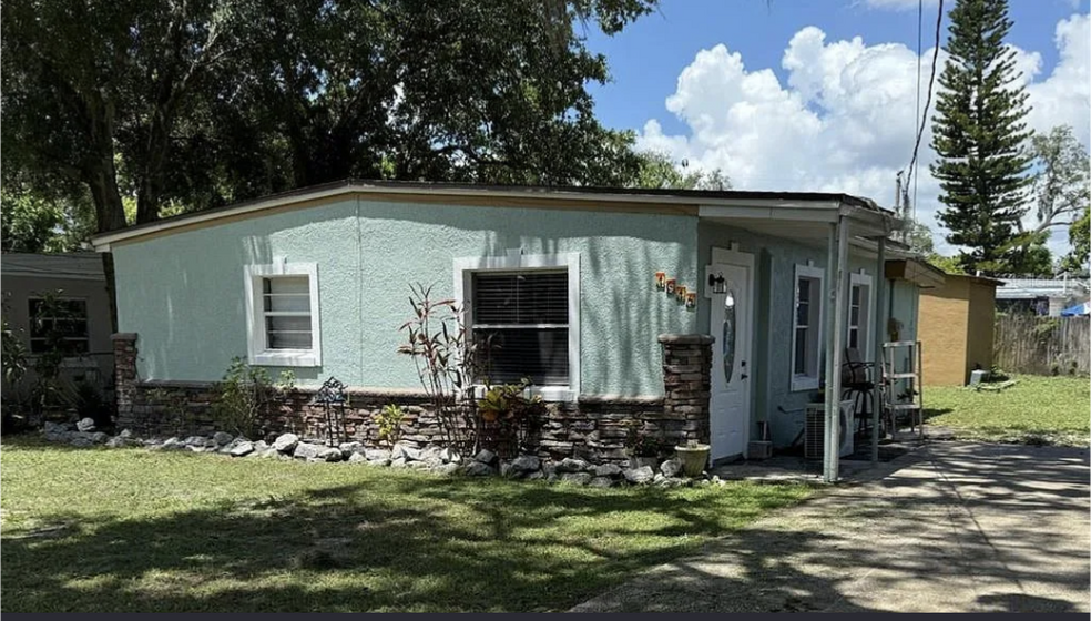 Primary Photo - 1014 Geraldine St