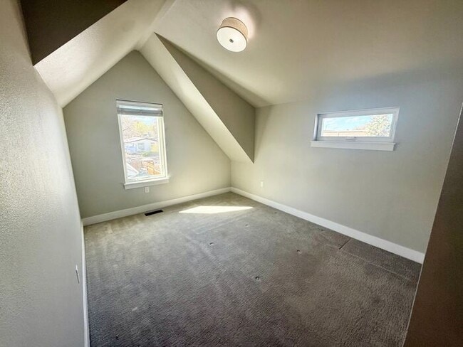 Building Photo - Modern Home in Heart of Old Town Fort Collins!