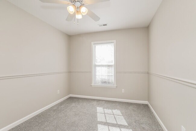 Building Photo - 2459 Joshua Ln