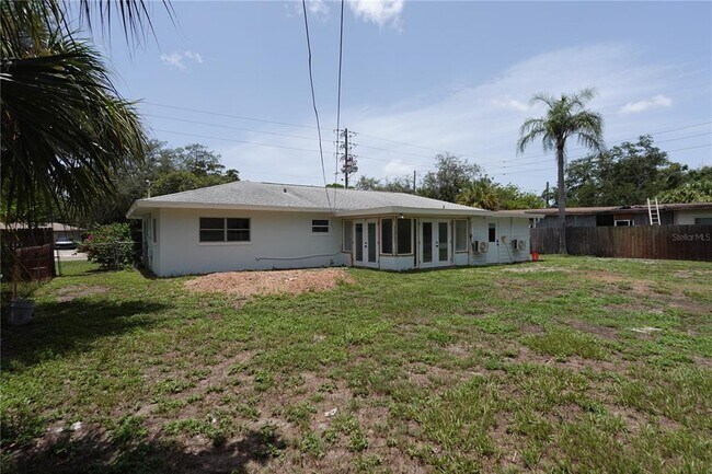 Building Photo - 5 S Hercules Ave