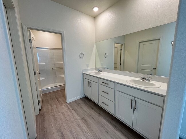 Building Photo - 3 Bedroom! Single Story Family home in the Heartland Hills Masterplan!