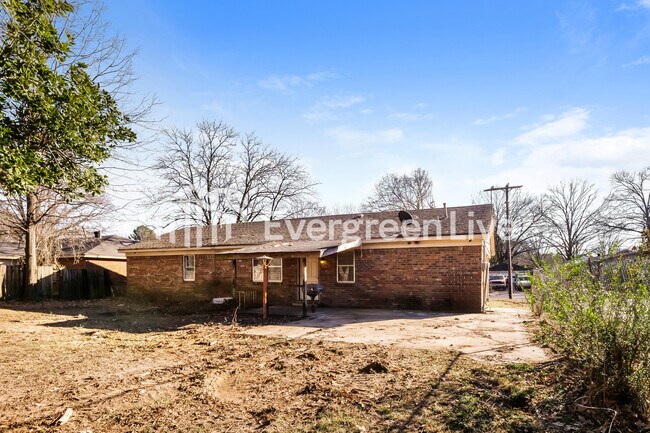 Building Photo - 4996 Harrington Ave