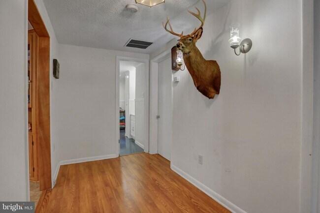 Building Photo - 24414 Graham Ave