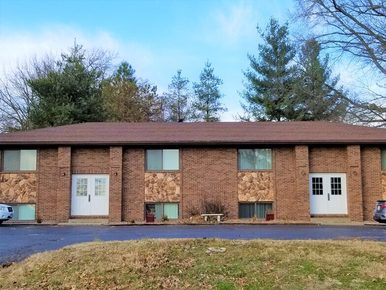 Building Photo - 525 W H St