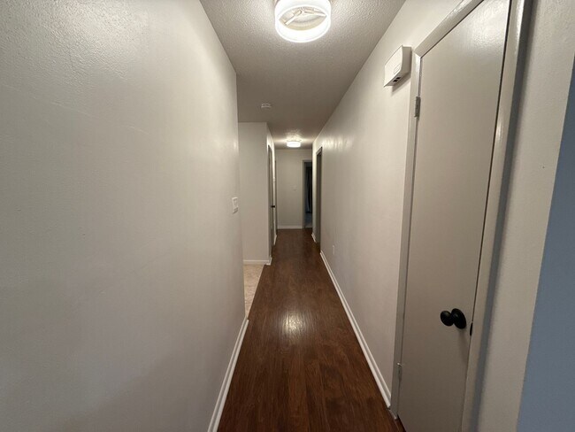 Building Photo - Amazing Location & Spacious Corner Lot!