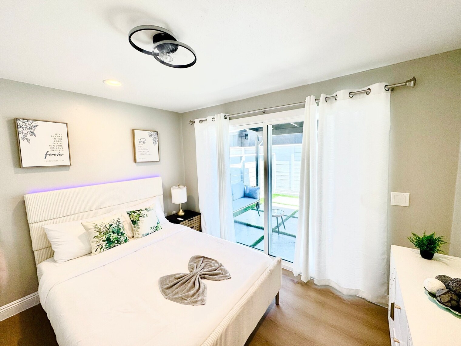 Building Photo - 3831 Rogers Rd