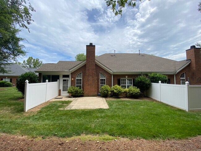 Building Photo - 4700 Ludwell Branch Ct