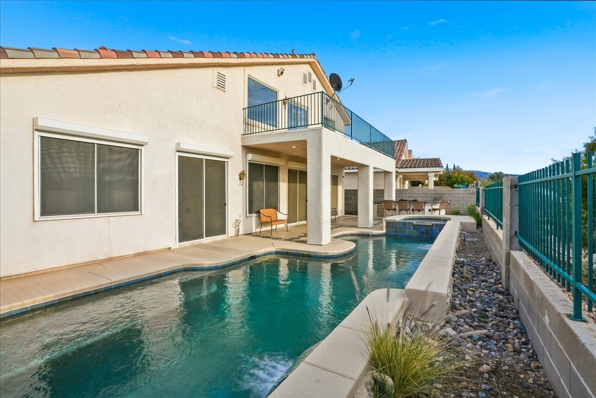 Building Photo - 1339 Echo Creek St