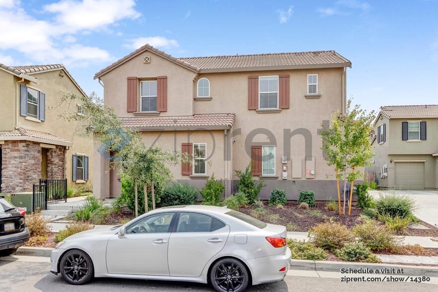 Building Photo - 1830 Yellowwood Ave