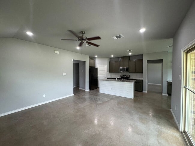 Building Photo - 1459 Dryden Ave