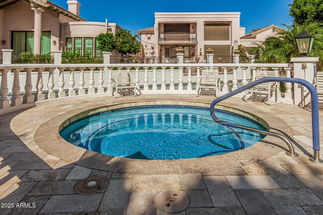 Building Photo - 10113 E Topaz Dr