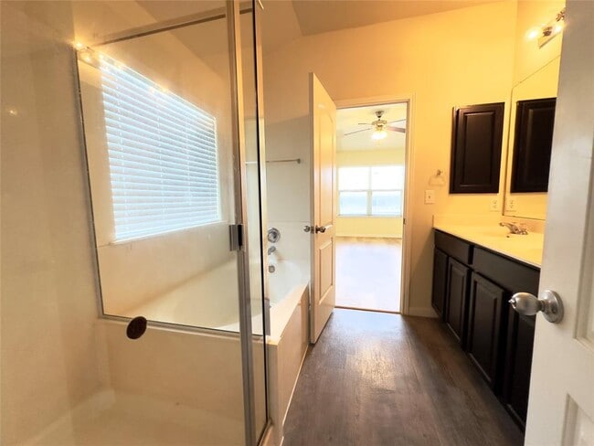 Building Photo - 12418 Walter Vaughn Dr