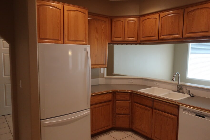 Building Photo - 466 Lower Daniels Dr