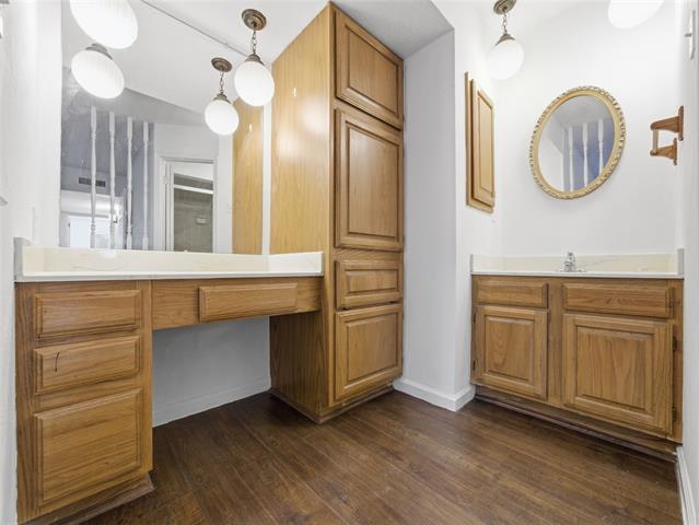 Building Photo - 3053 Villa Sur Trail