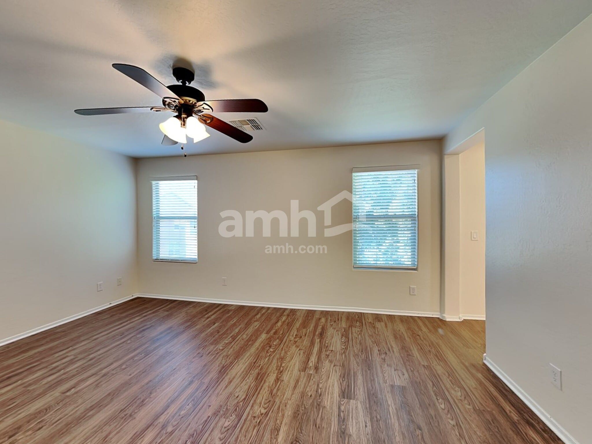 Building Photo - 12119 W Range Mule Dr