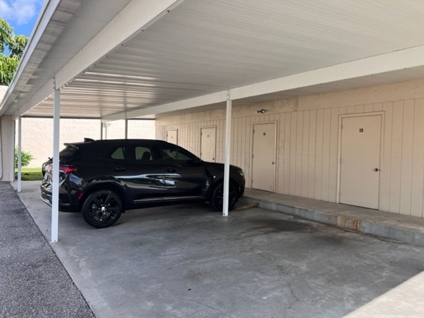 Building Photo - 6300 South Pointe Blvd