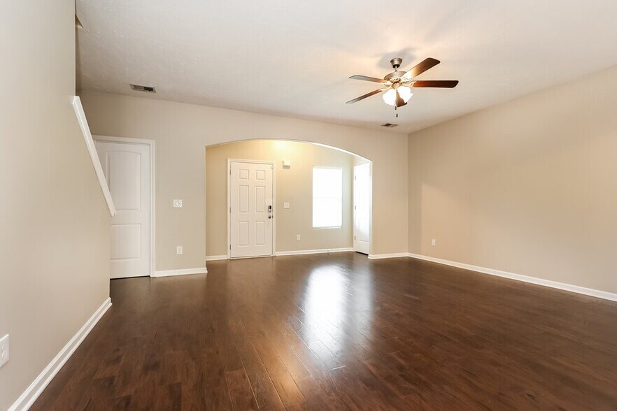 Building Photo - 5312 Tony Lama Ln