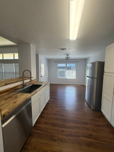 Building Photo - 4703 Oakley Farm