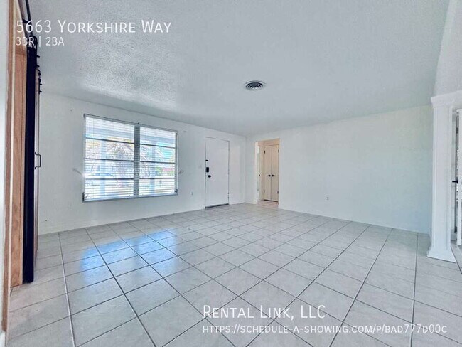 Building Photo - 5663 Yorkshire Way