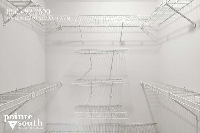 Building Photo - 13414 Valerie Dr