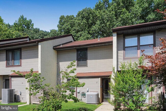 Building Photo - 27 W Azalea Ln