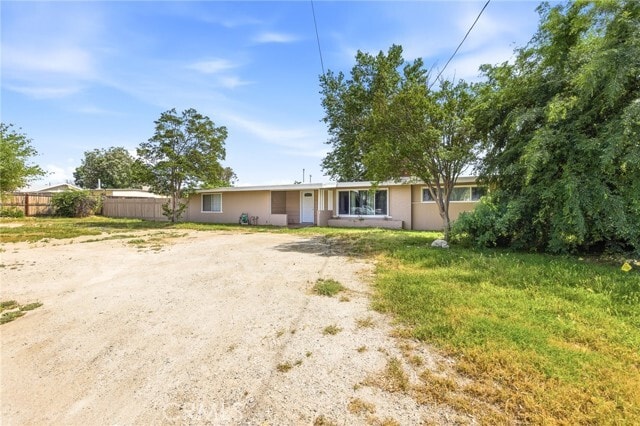 Building Photo - 40861 Whittier Ave