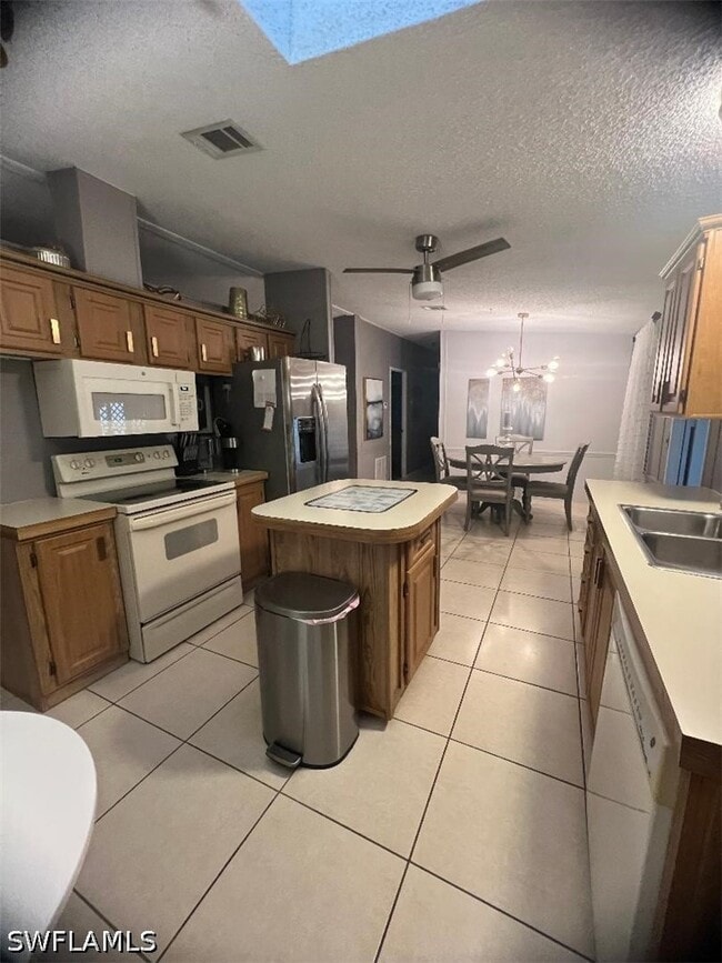Building Photo - 1515 Gulf Coast Dr