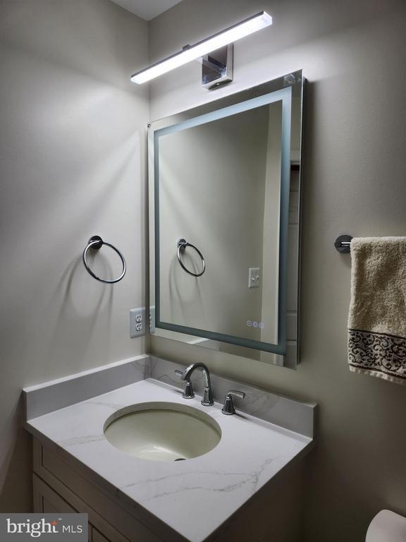 Building Photo - 10456 Parthenon Ct