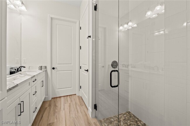 Building Photo - 6988 Saona CT