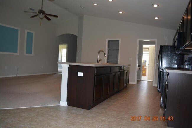 Building Photo - 3858 Fieldstone Cir