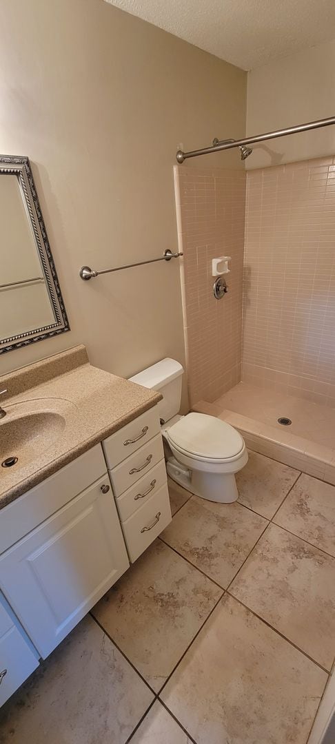 Building Photo - 2220 NW 14th Ave