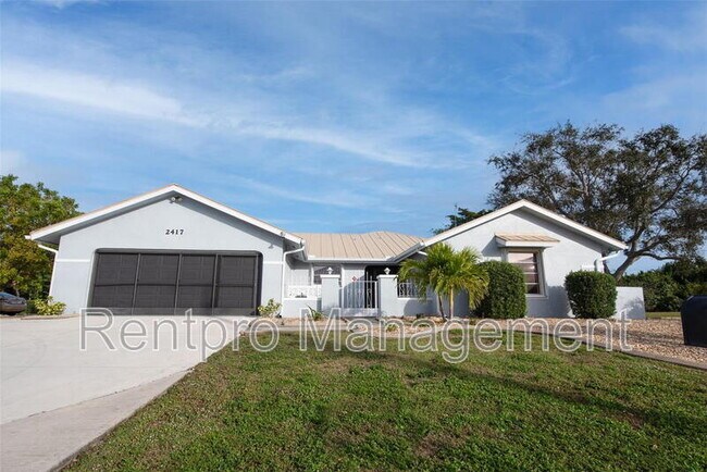 Building Photo - 2417 Magdalina Dr