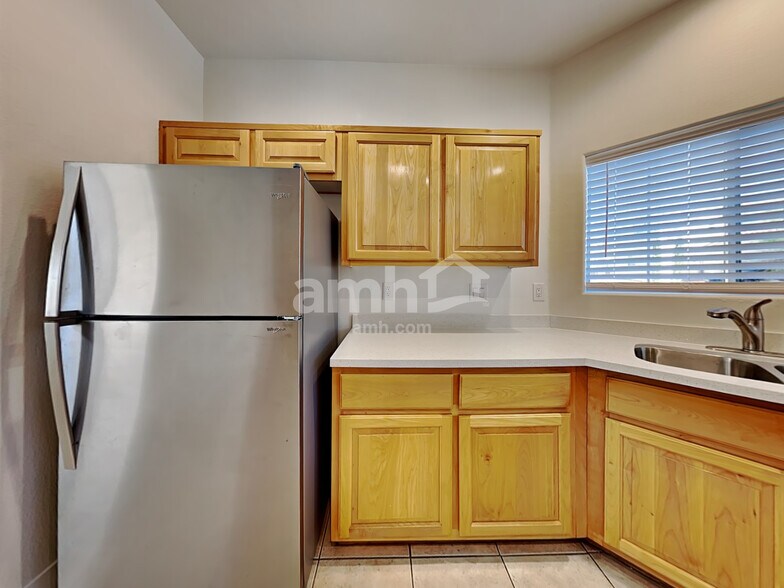 Building Photo - 2278 Laramine River Dr