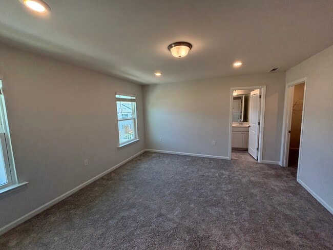 Building Photo - 7230 Morris Acres Rd