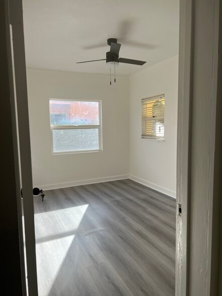 Building Photo - 2210 Clyde Ave