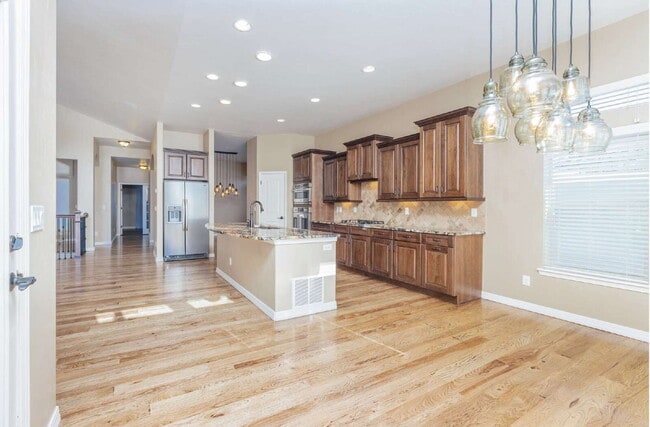 Building Photo - Stunning 3-Bed, 3-Bath Retreat with dedica...