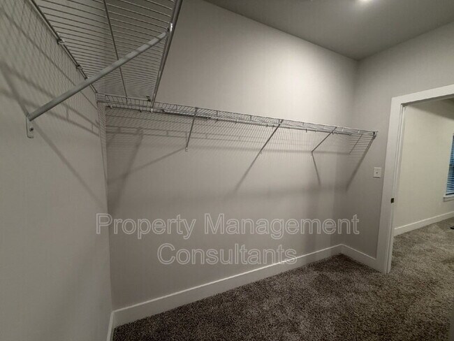 Building Photo - 14872 Demarie Ln