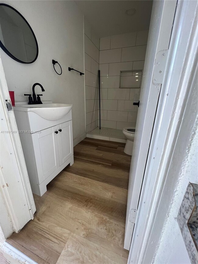 Building Photo - 410 Pennsylvania Ave