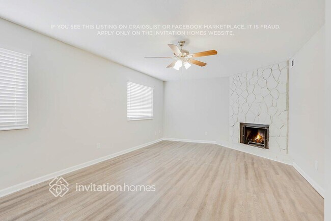 Building Photo - 834 Forest Path