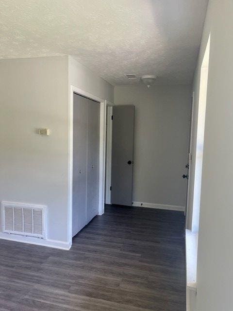 Building Photo - 8156 Sunnydale Ln