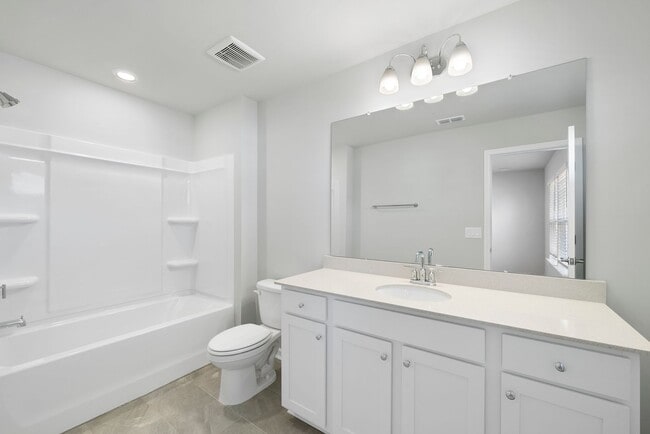 Building Photo - Convenient New Construction Townhome in Durham - Easy commute to RTP, Brier Creek, Airport